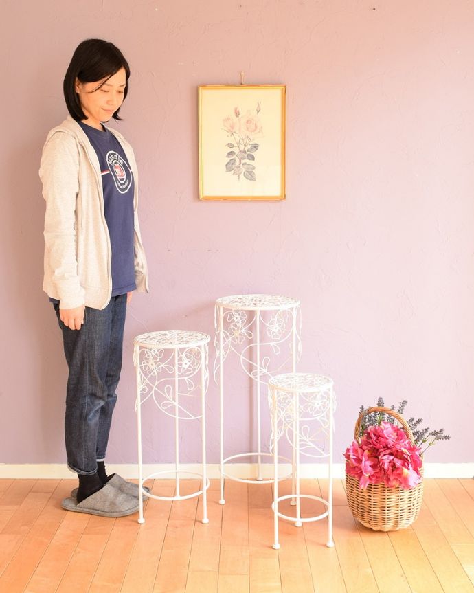 アンティーク風のフラワースタンド