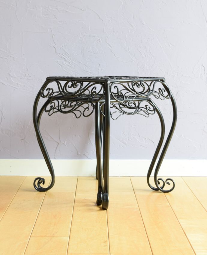 プランツスタンドの側面