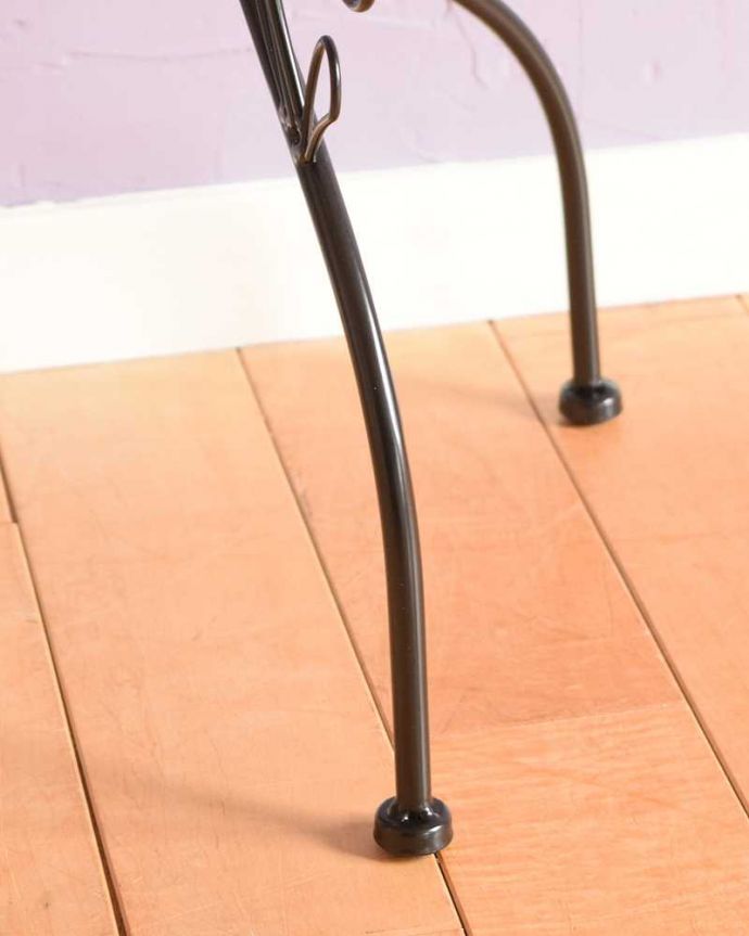 フラワースタンドの足