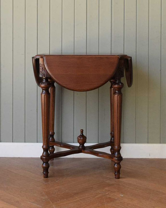 天板を畳むとこんな感じ