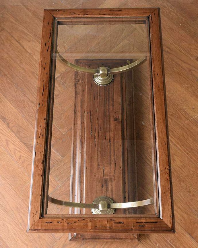 天然木のリビングテーブル