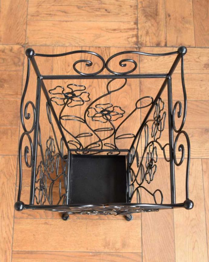 アンティーク風傘立ての水受け