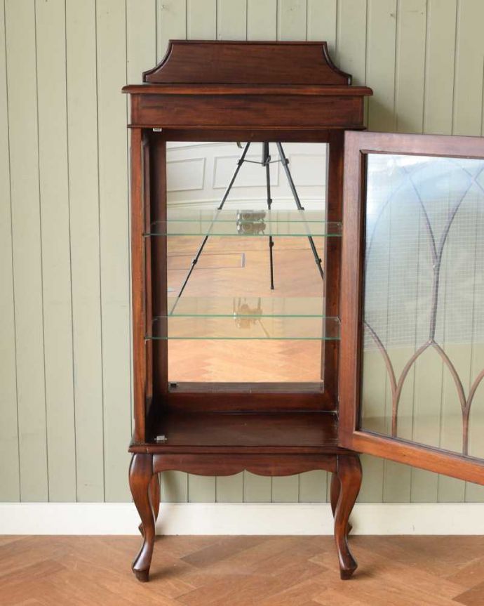 たっぷり収納できるキャビネット