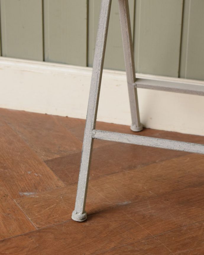 フラワースタンドの足