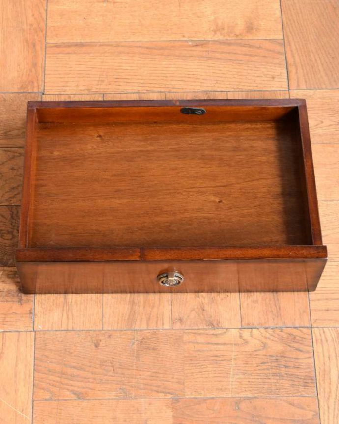 あると便利な引き出し付き