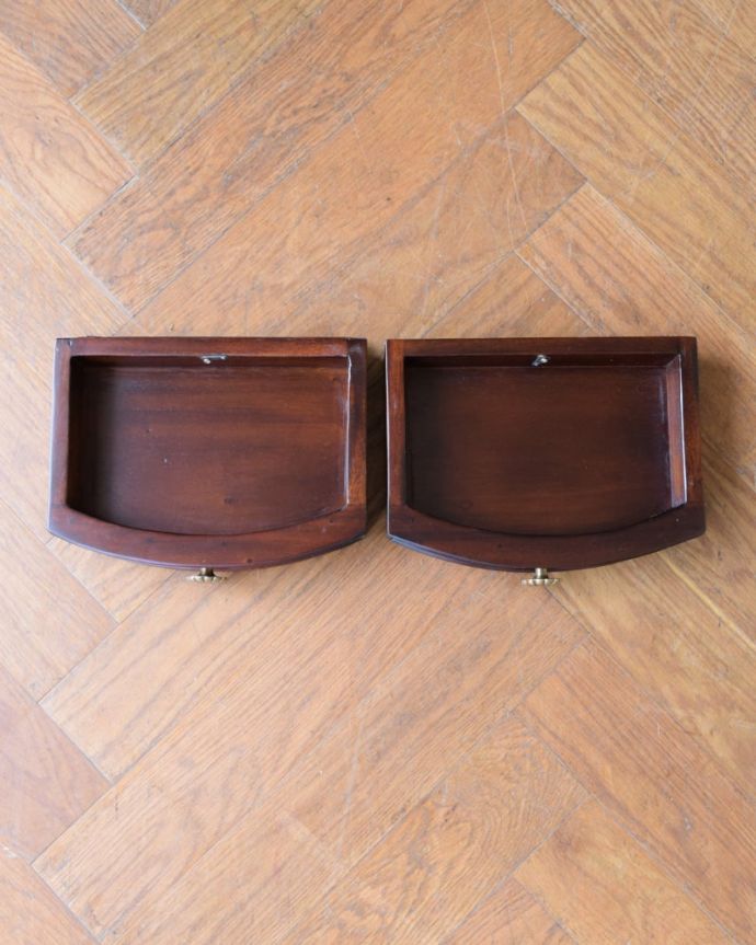 テーブルの引き出し