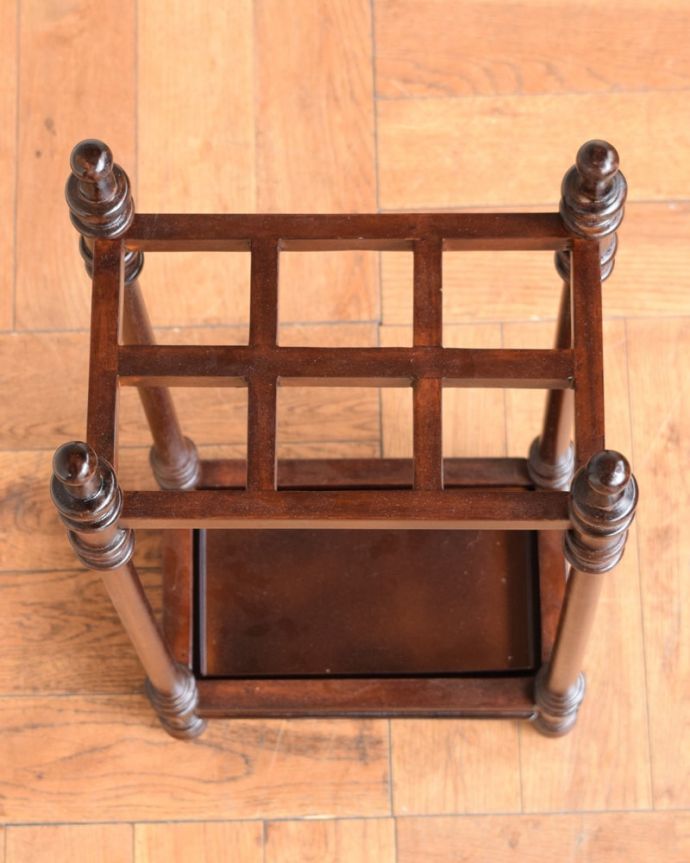 アンティーク風傘立ての水受け