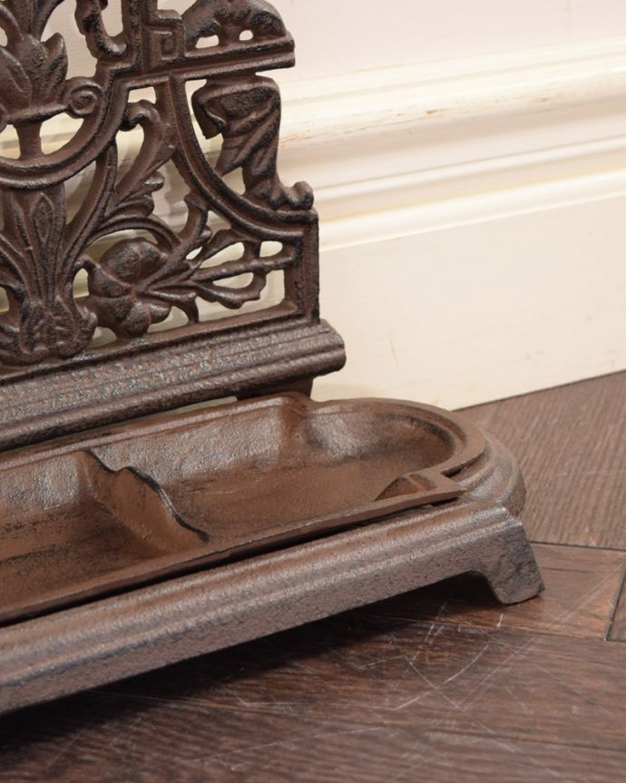 アンティーク風傘立ての水受け