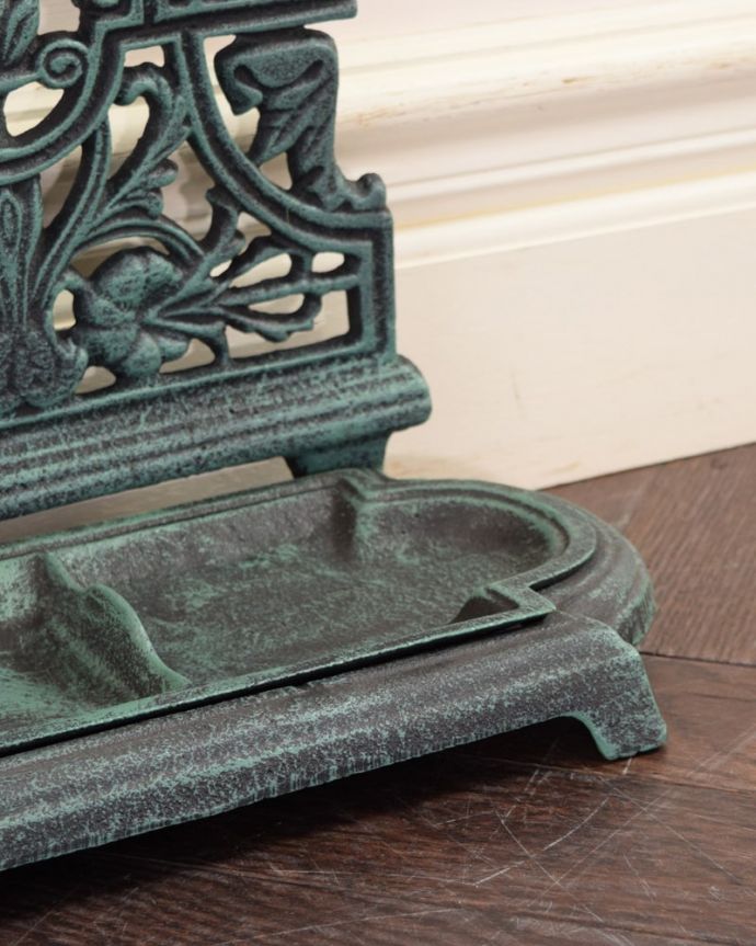 アンティーク風傘立ての水受け