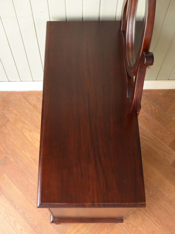 アンティーク風ドレッサーの天板