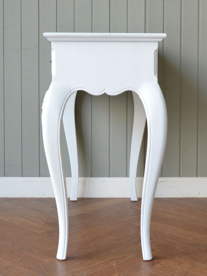 コンソールテーブルの側面