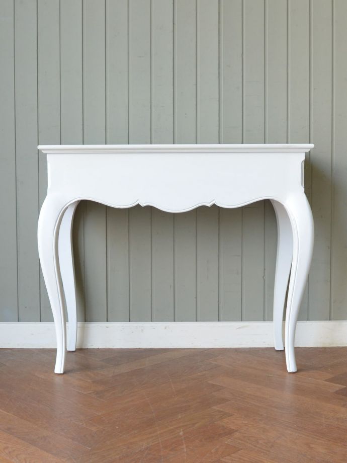 コンソールテーブルの後ろ姿