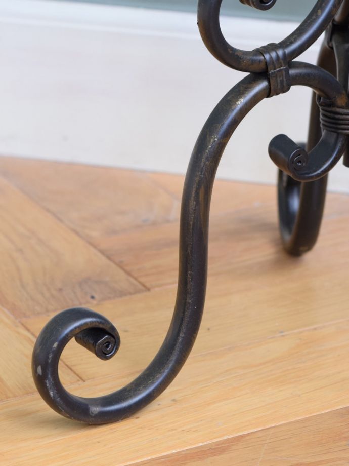 フラワースタンドの足