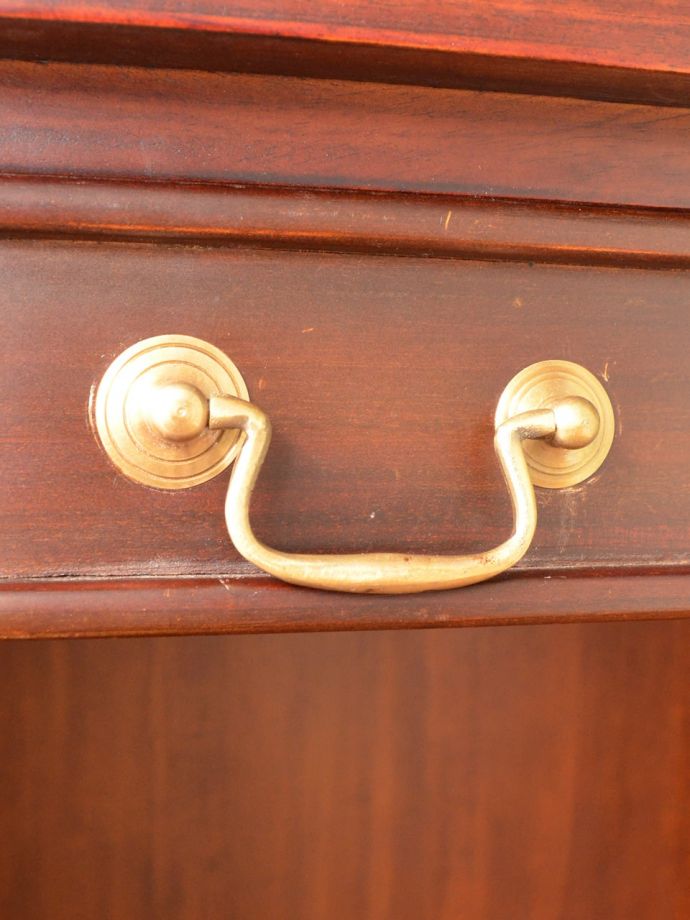 アンティーク調家具の取っ手
