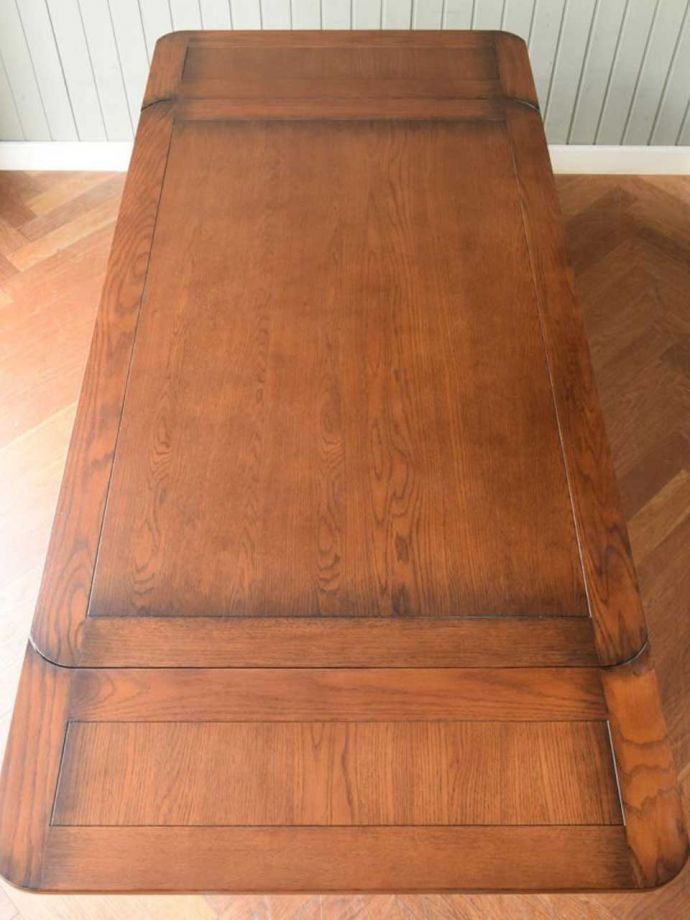 伸長式テーブルの天板