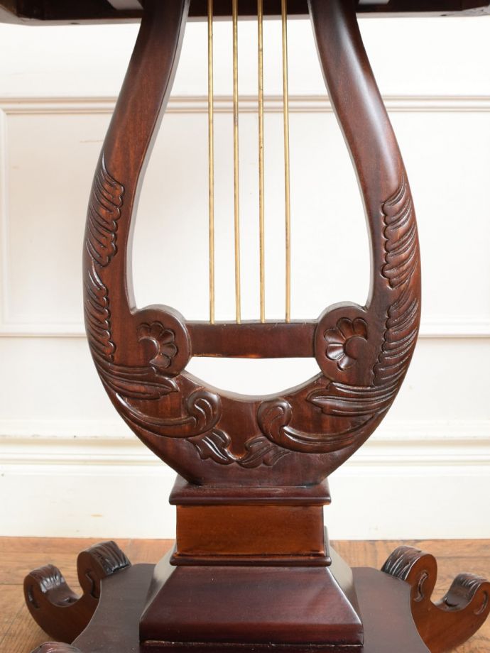 サイドテーブルの装飾