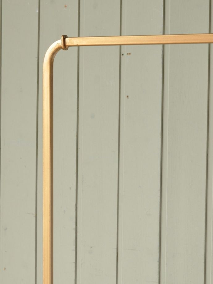 ハンガーラックのストッパー