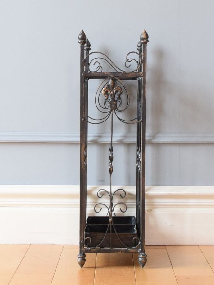 傘立ての反対側