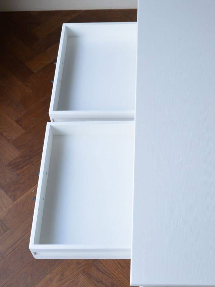 デスクの引き出し