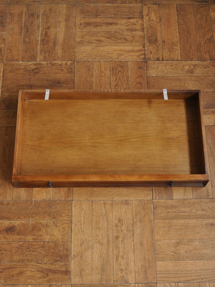 デスクの引き出し