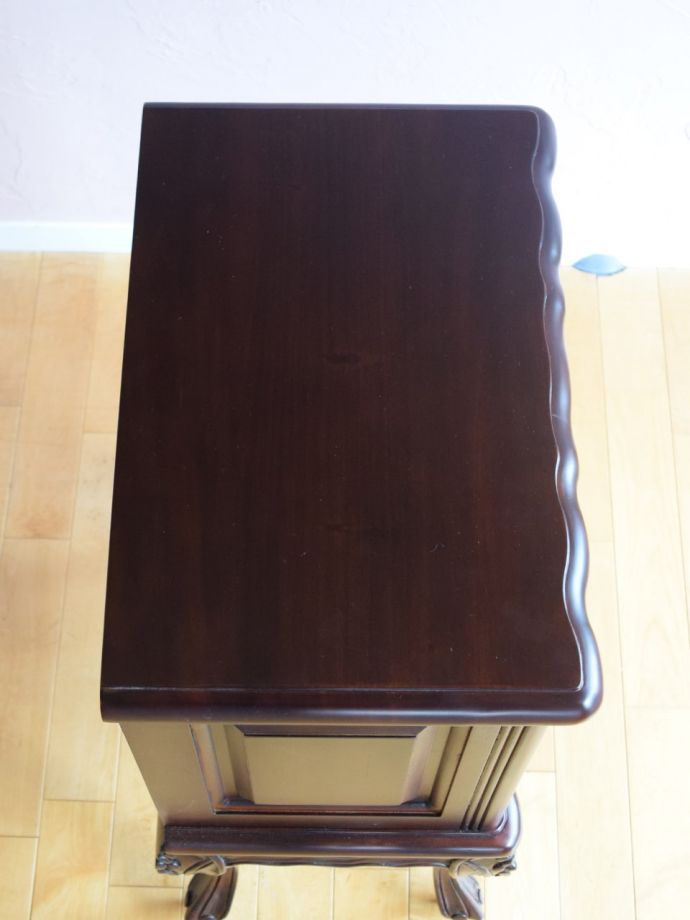 アンティーク風家具の天板