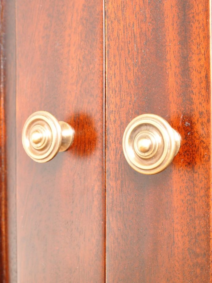 アンティーク調家具の取っ手