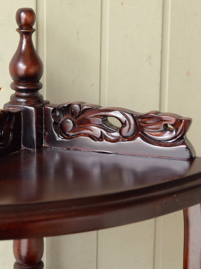 キャビネットの装飾