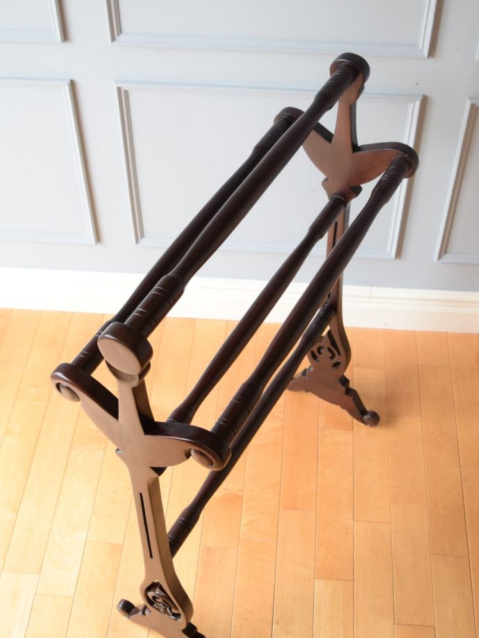 タオルハンガーのバー