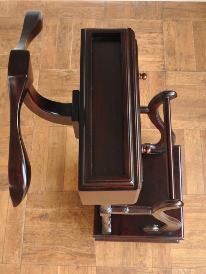 コートラックの天板