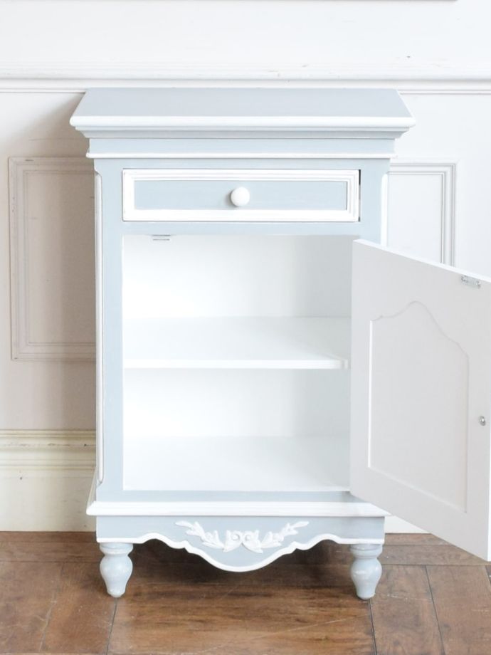 扉の中は・・・