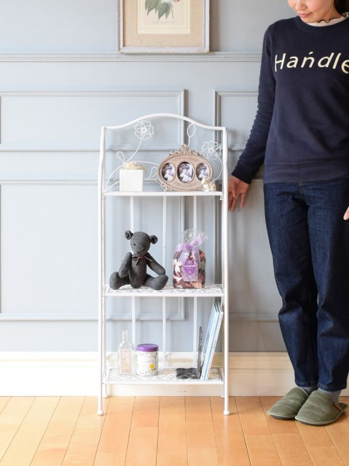 アンティーク風のおしゃれなプランタースタンド