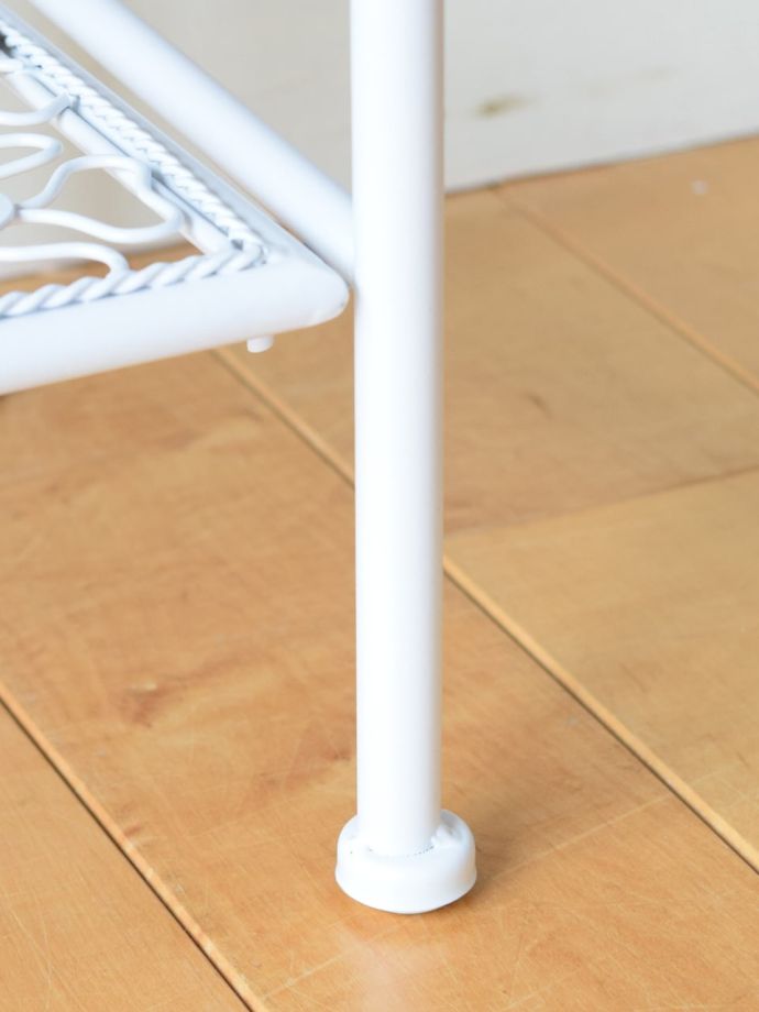 アンティーク風家具の脚