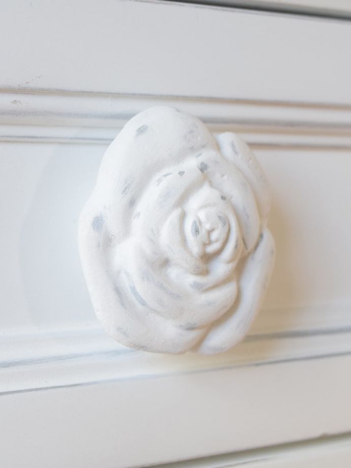 アンティーク風家具の取っ手