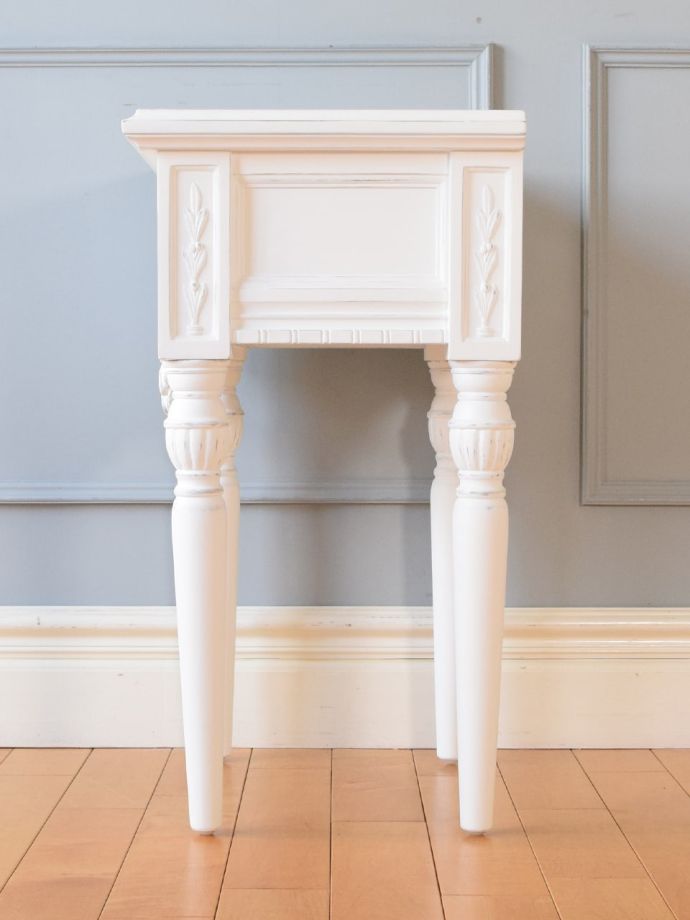 サイドチェストの側面