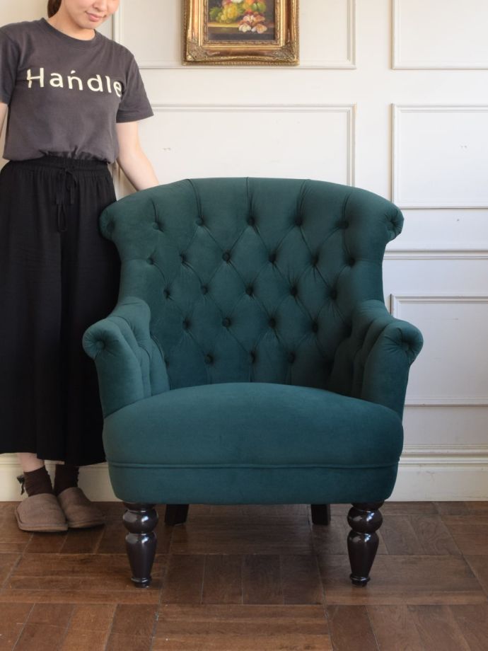 アンティーク調の1人掛けソファ