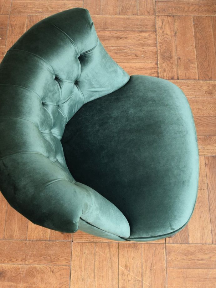 アンティーク調ソファの座面