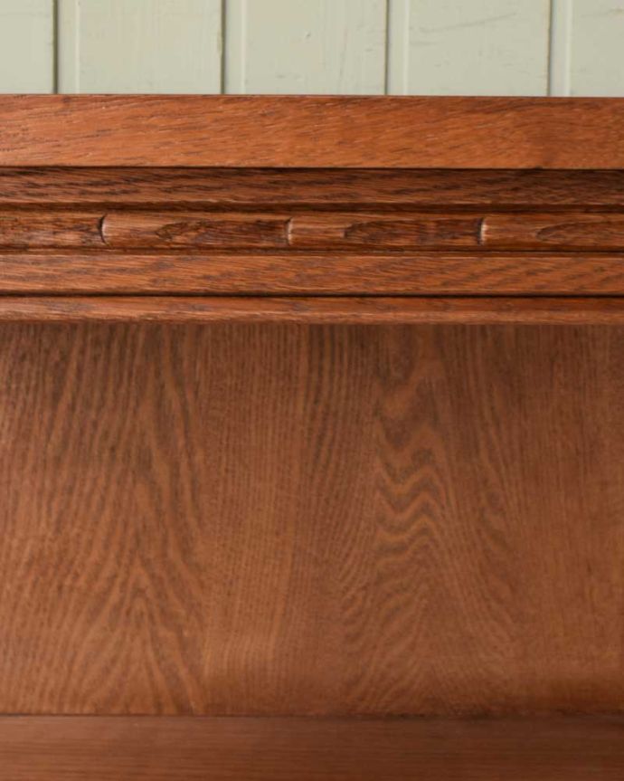 オープンシェルフのこだわりの装飾