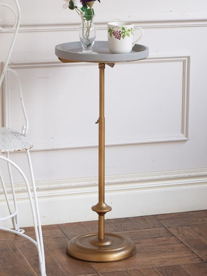 おしゃれなサイドテーブル