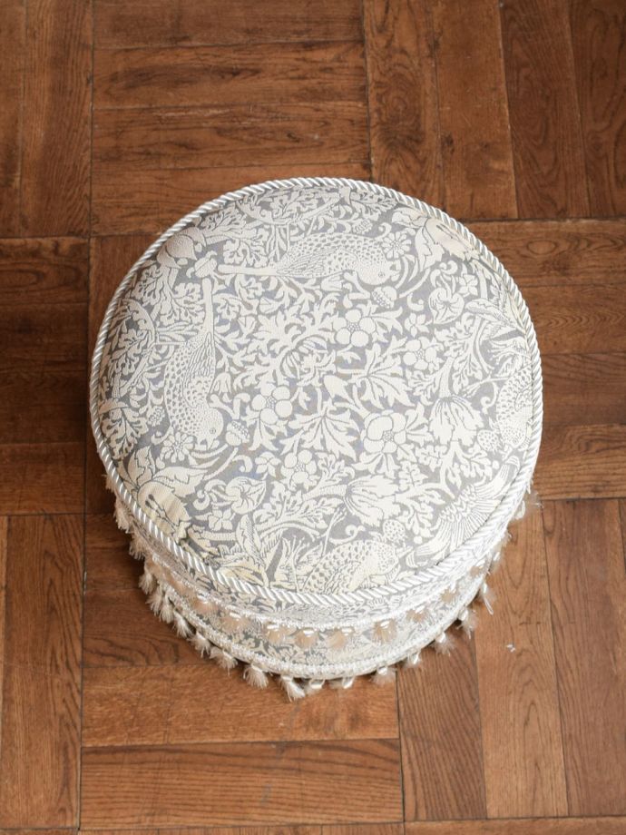 ウィリアムモリス風のおしゃれな椅子、ジェニファーテイラーの