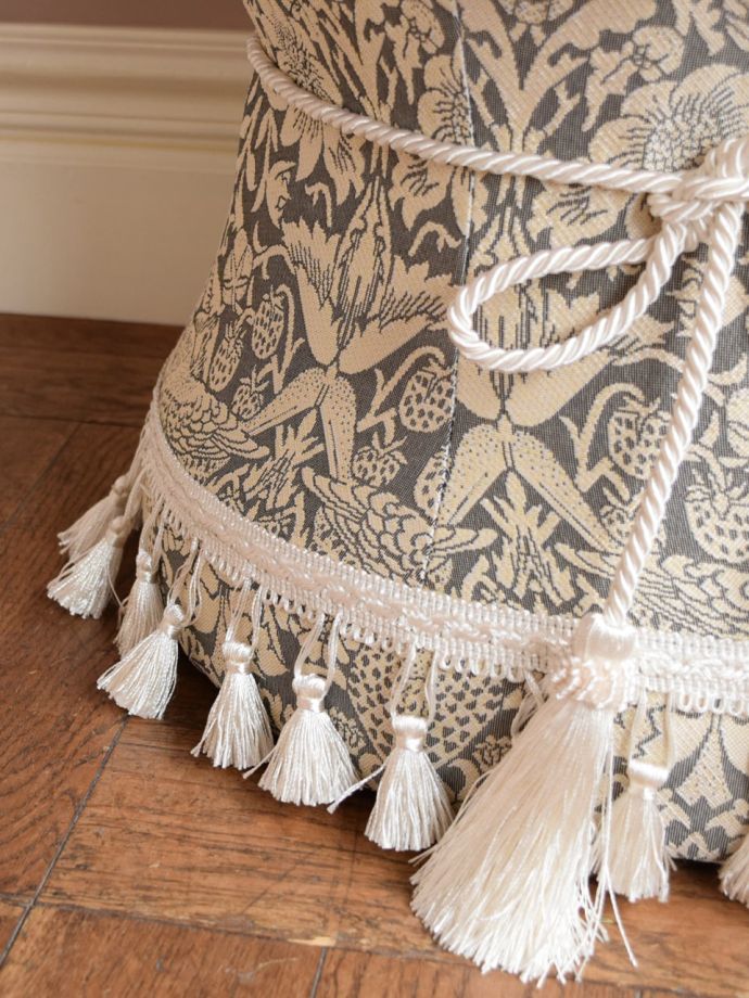 ウィリアムモリス風のおしゃれな椅子、ジェニファーテイラーの