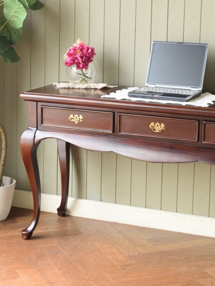 アンティーク家具風のおしゃれなデザイン