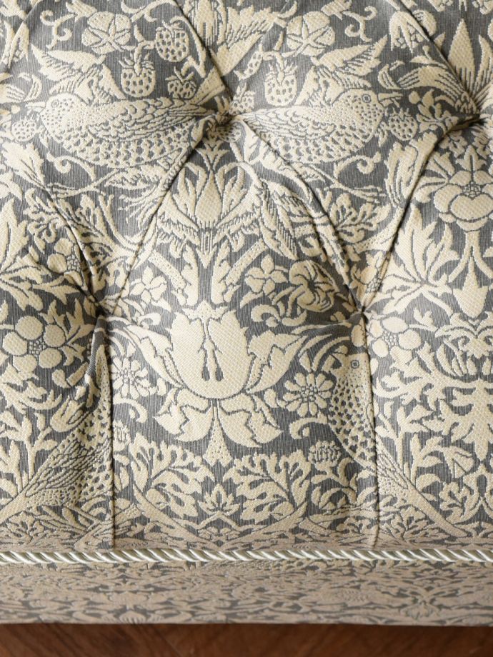 ウィリアムモリスのいちご泥棒風デザイン