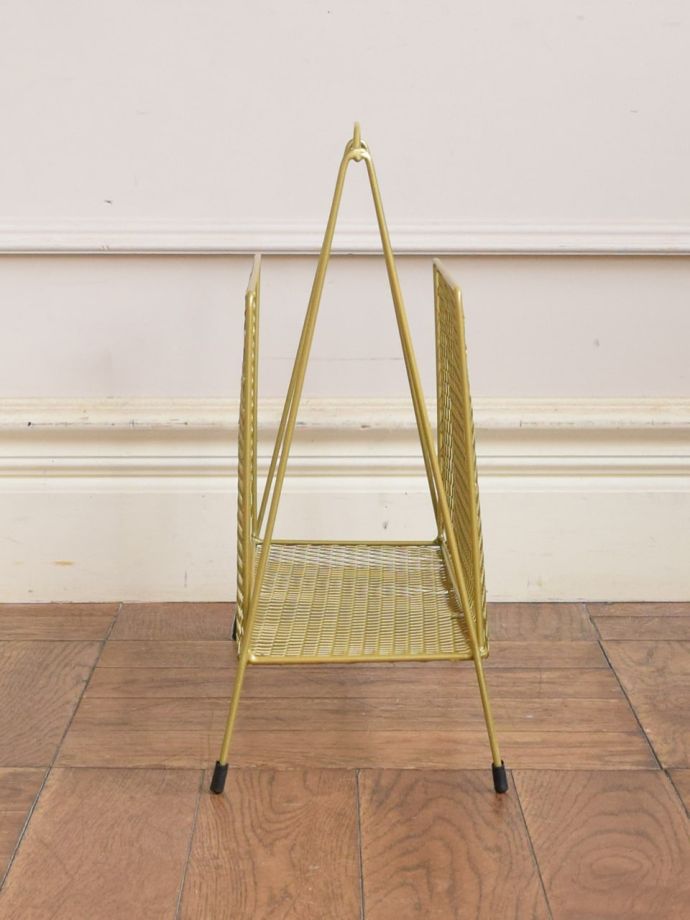 横から見ると・・・