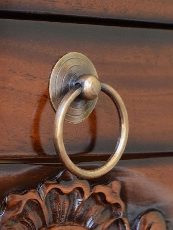 引き出しの取っ手