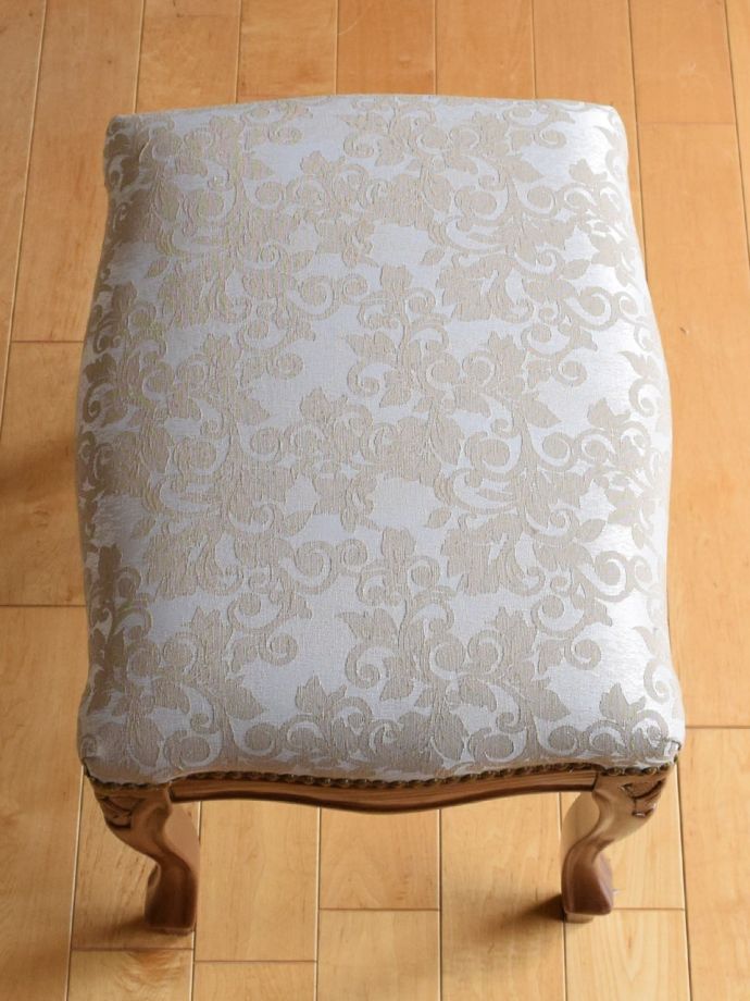 アンティーク調椅子の座面