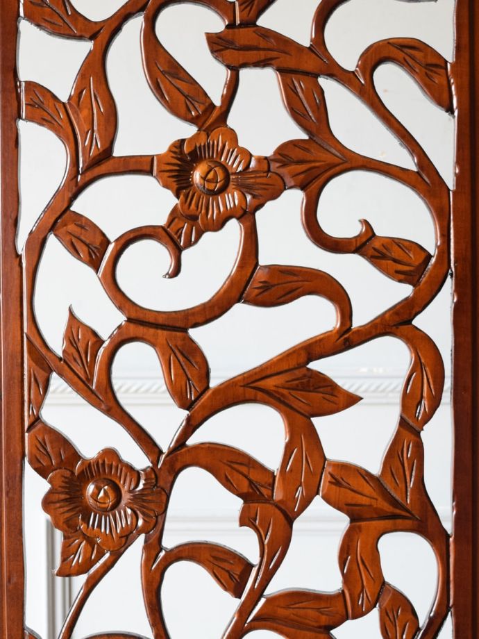 間仕切り家具の装飾