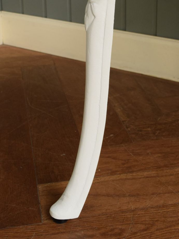 ガーデンチェアの脚