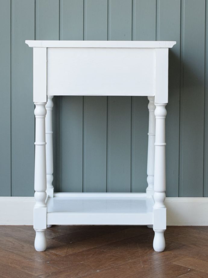 サイドチェストの後ろ姿