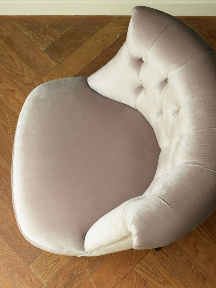 アンティーク調ソファの座面