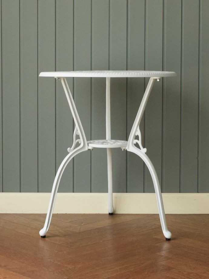 テーブルの側面